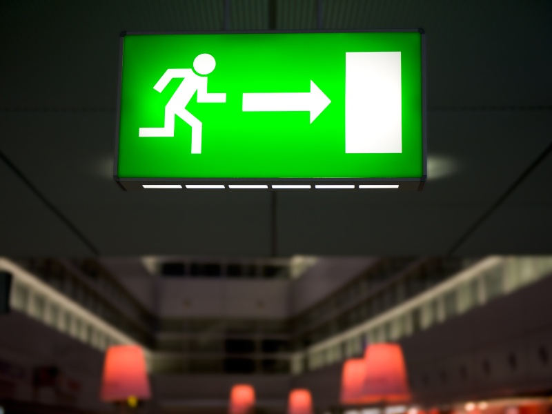 บริการรับติดตั้งไฟฉุกเฉิน ป้ายหนีไฟ LED